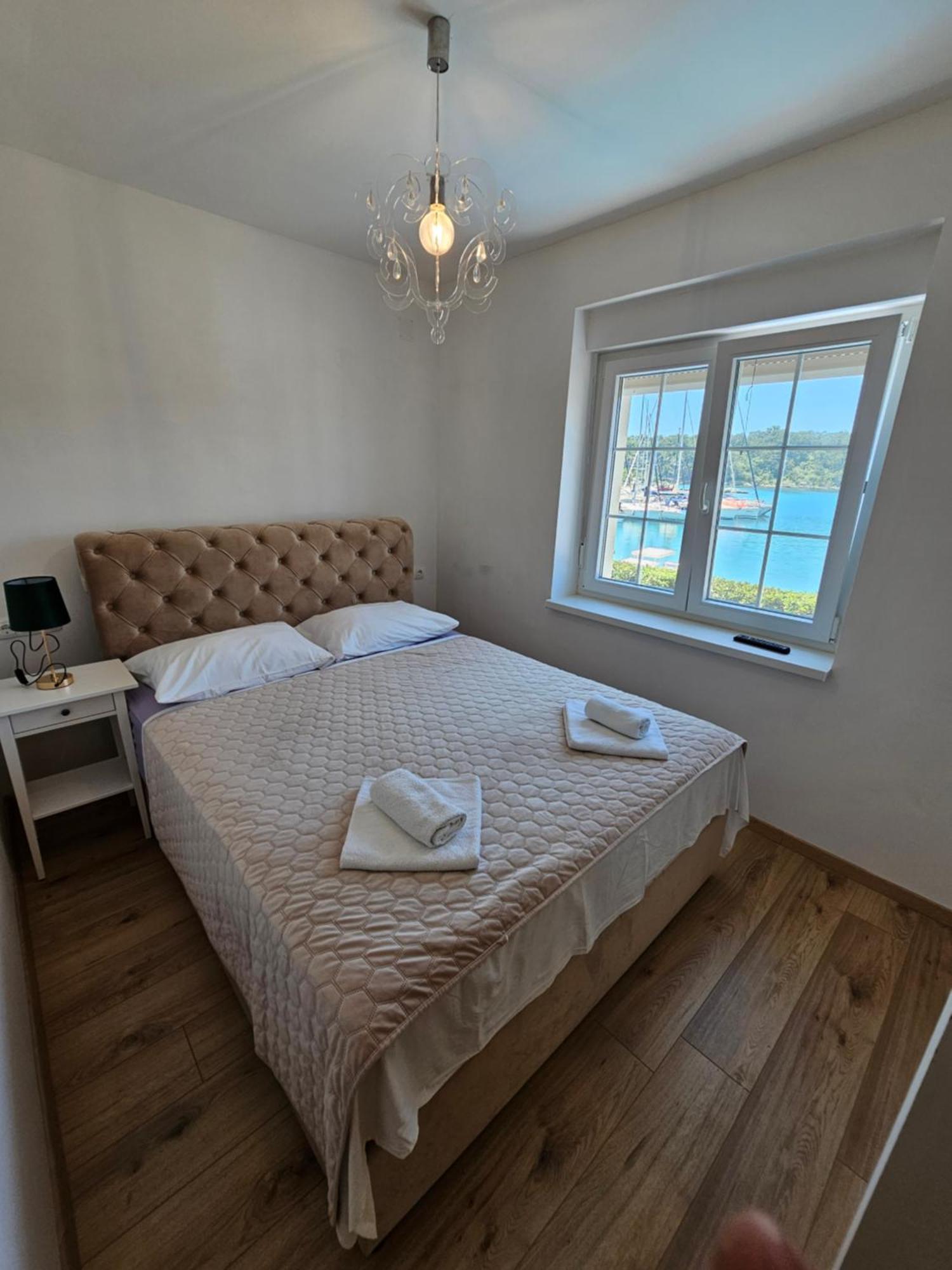 Villa Gaj Omišalj Exteriör bild
