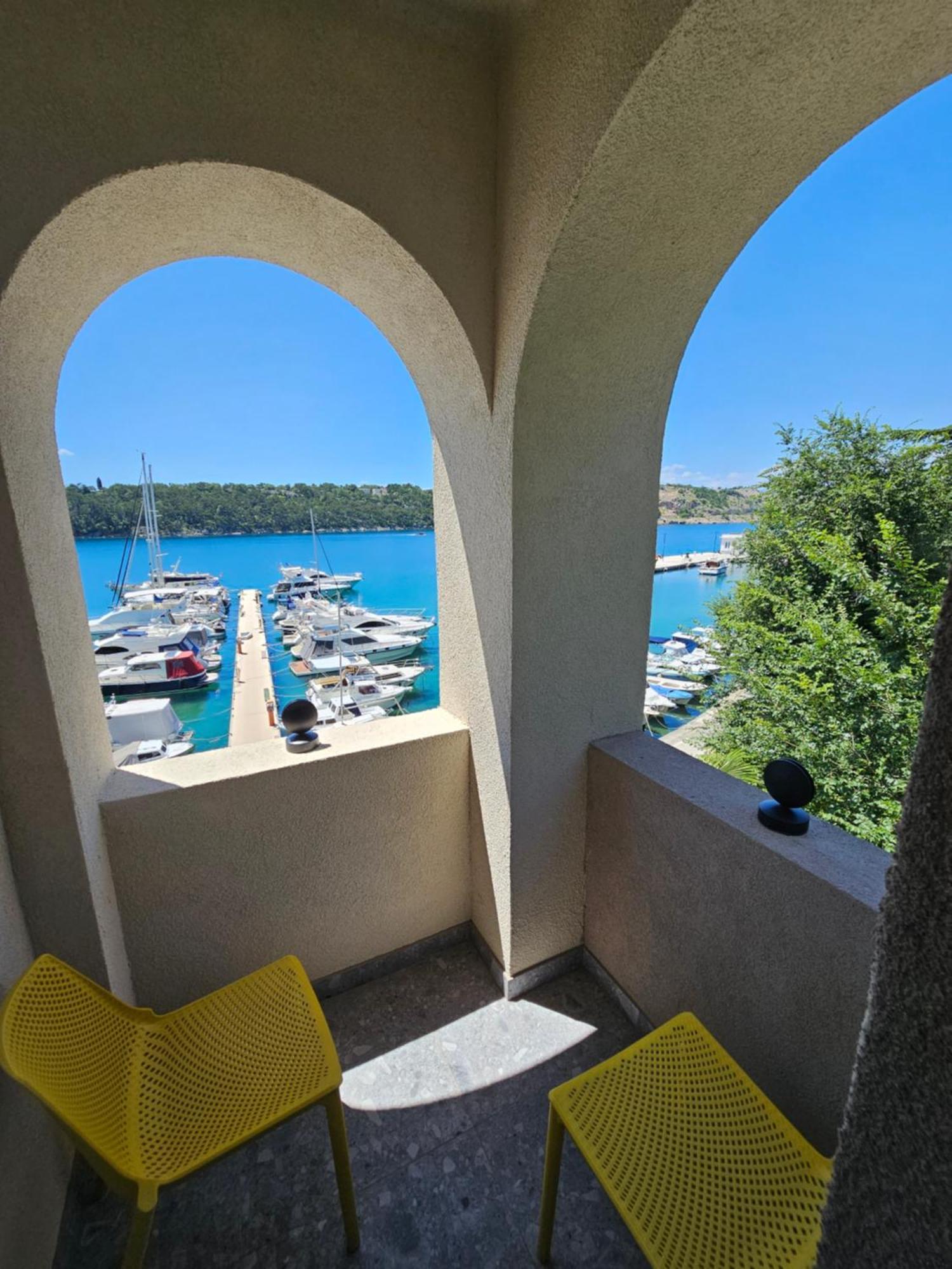 Villa Gaj Omišalj Exteriör bild