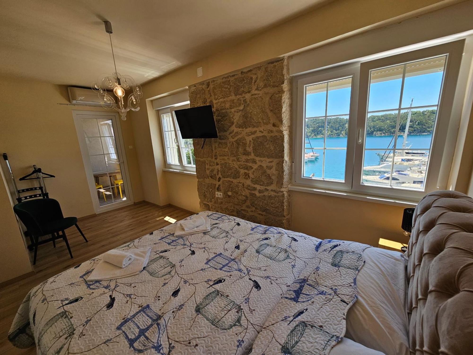 Villa Gaj Omišalj Exteriör bild