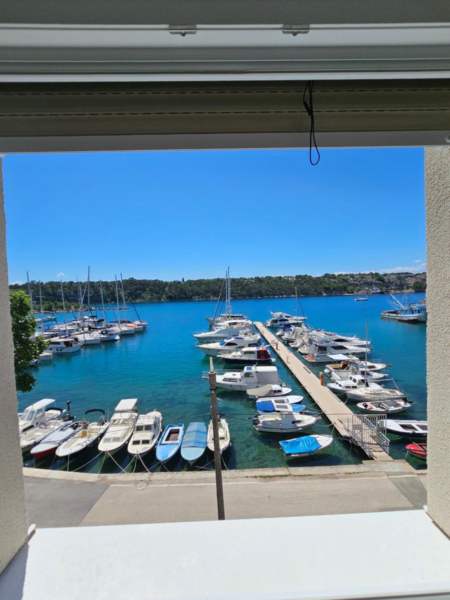Villa Gaj Omišalj Exteriör bild