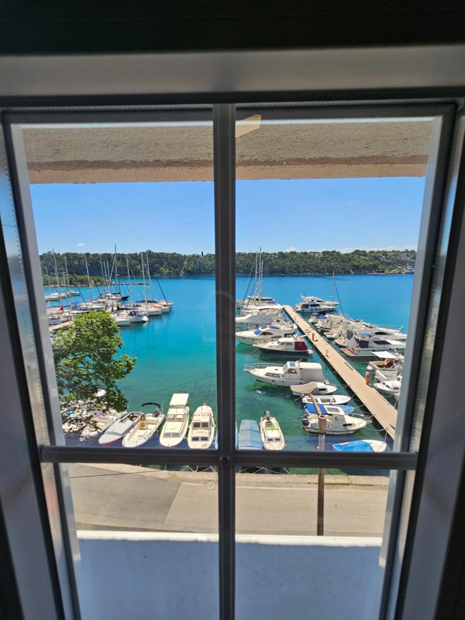 Villa Gaj Omišalj Exteriör bild